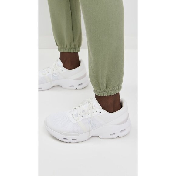 ON Cloudpulse Sneakers in Undyed & Frost 9 with box Mens Athletic Shoes - Picture 5 of 16